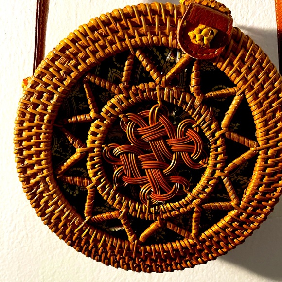 Stylish shoulder bag - Picture 1 of 5